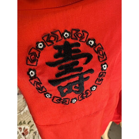 Vintage 70s Embroidered Kimono Robe with pockets Red Black Asian Symbol L - Picture 10 of 10